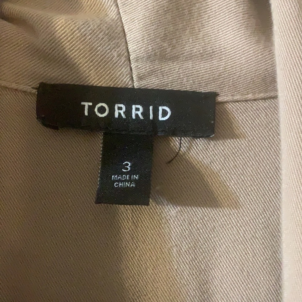 Tan jacket - Picture 2 of 4